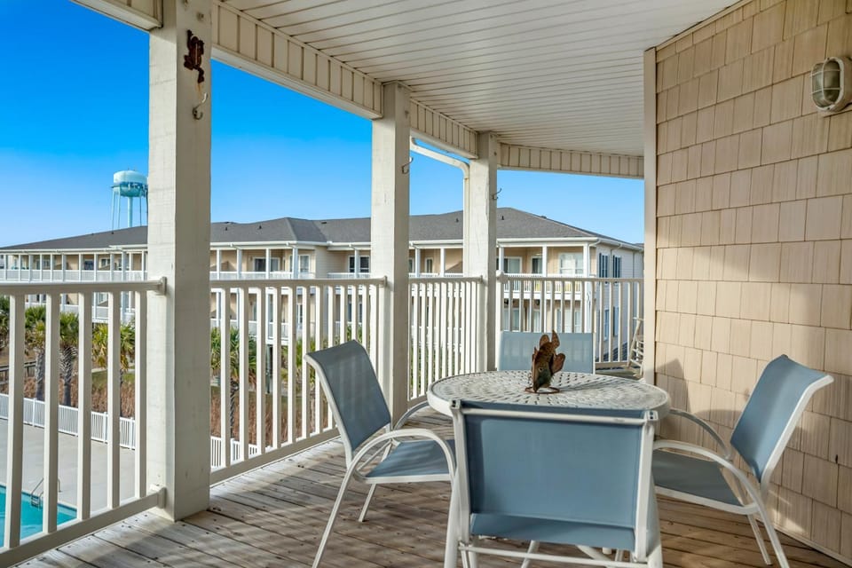 A1A By Oak Island Accommodations Apartment in Oak Island