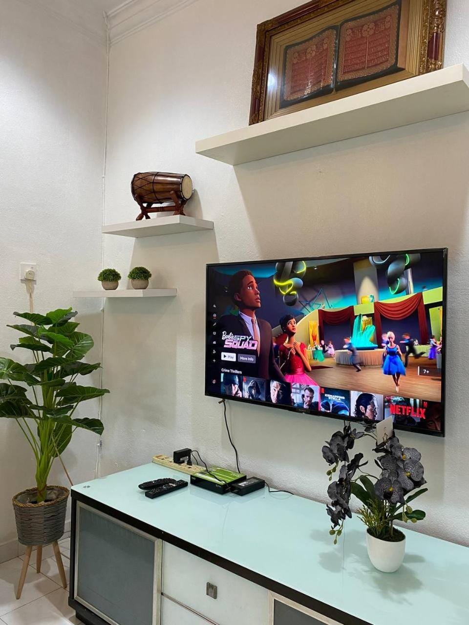 TV and multimedia, Evening entertainment