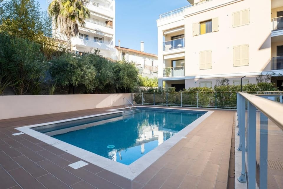 1-Br apartment in Palm Beach swimming pool Apartment in Cannes