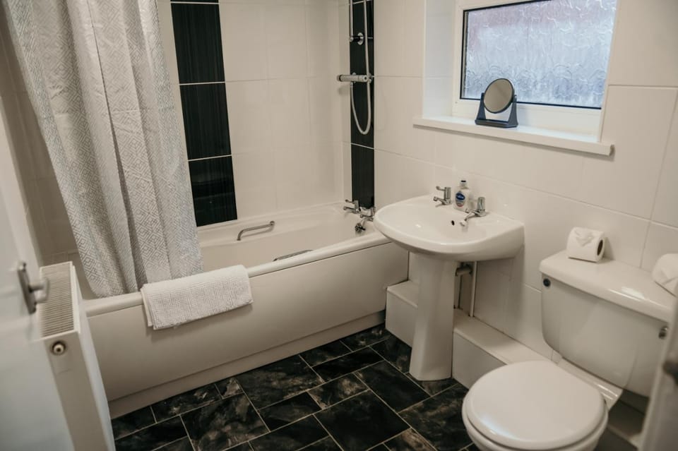 63 Westmorland St by Prestige Properties SA Apartment in Barrow-in-Furness