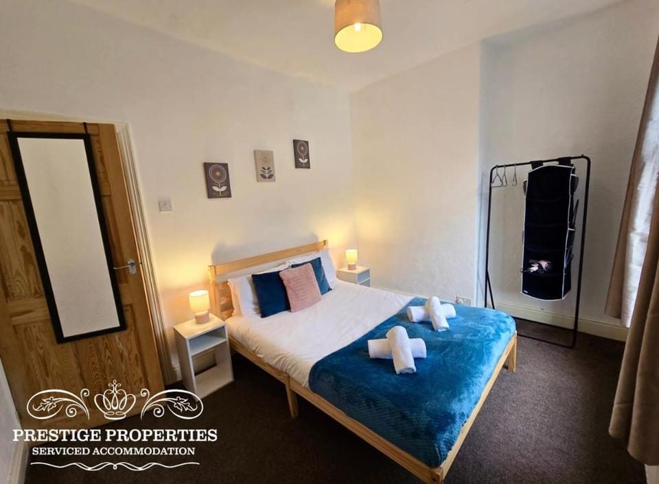 63 Westmorland St by Prestige Properties SA Apartment in Barrow-in-Furness