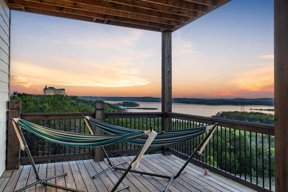 The WOW Factor at Chateau Cove House in Branson