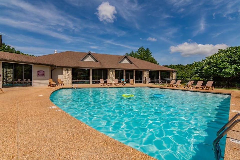 Hibernation Hollow at Stonebridge House in Table Rock Lake