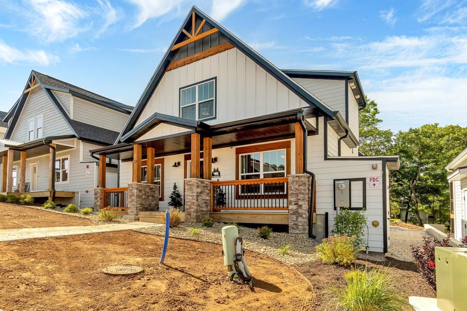 Beary Cozy Cabin Cabin in Ridgedale