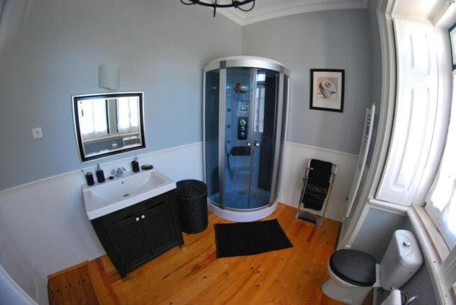 B&B Quarto Rosa Estilo Romântico Vacation rental in Lisbon District