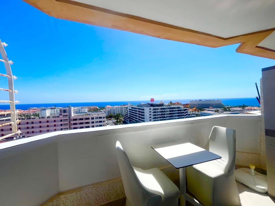 View (from property/room), Balcony/Terrace, Sea view