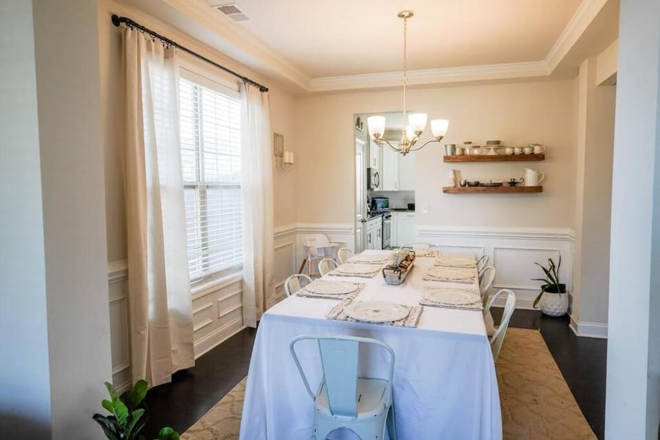 The Grand 5BR Retreat --15 mins to Greenville House in South Carolina