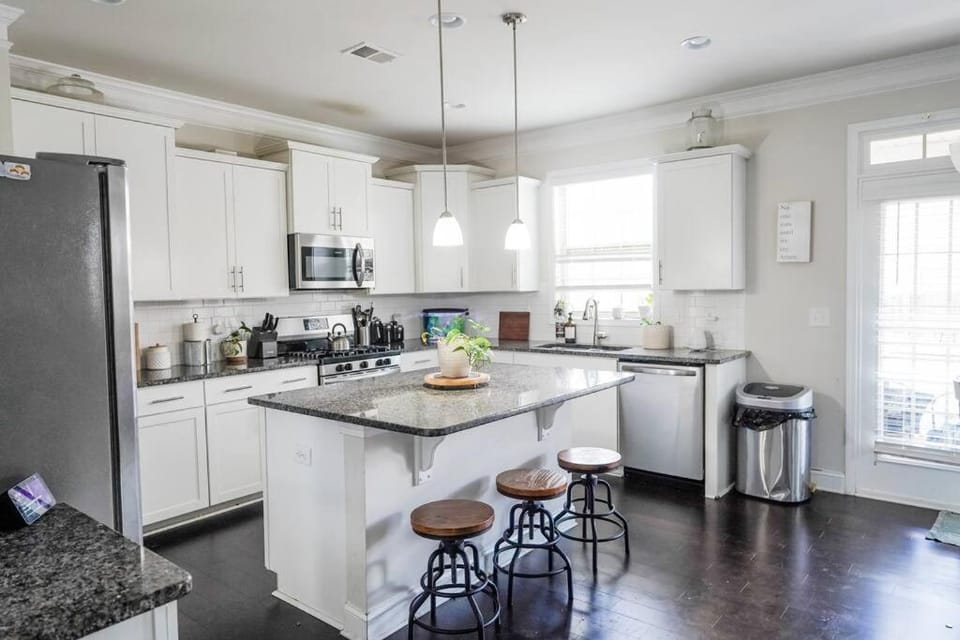 The Grand 5BR Retreat --15 mins to Greenville House in South Carolina