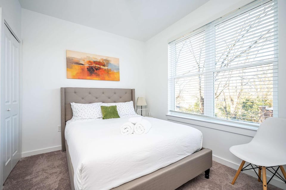 Luxe 1BR w Balcony in Downtown 542Blvd House in Atlanta