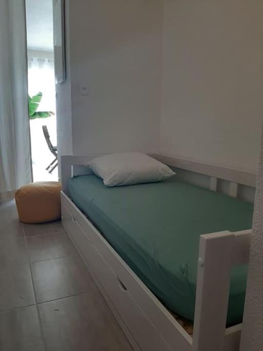 Studio-terrasse 3* bord de mer Châtelaillon plage Apartment in France