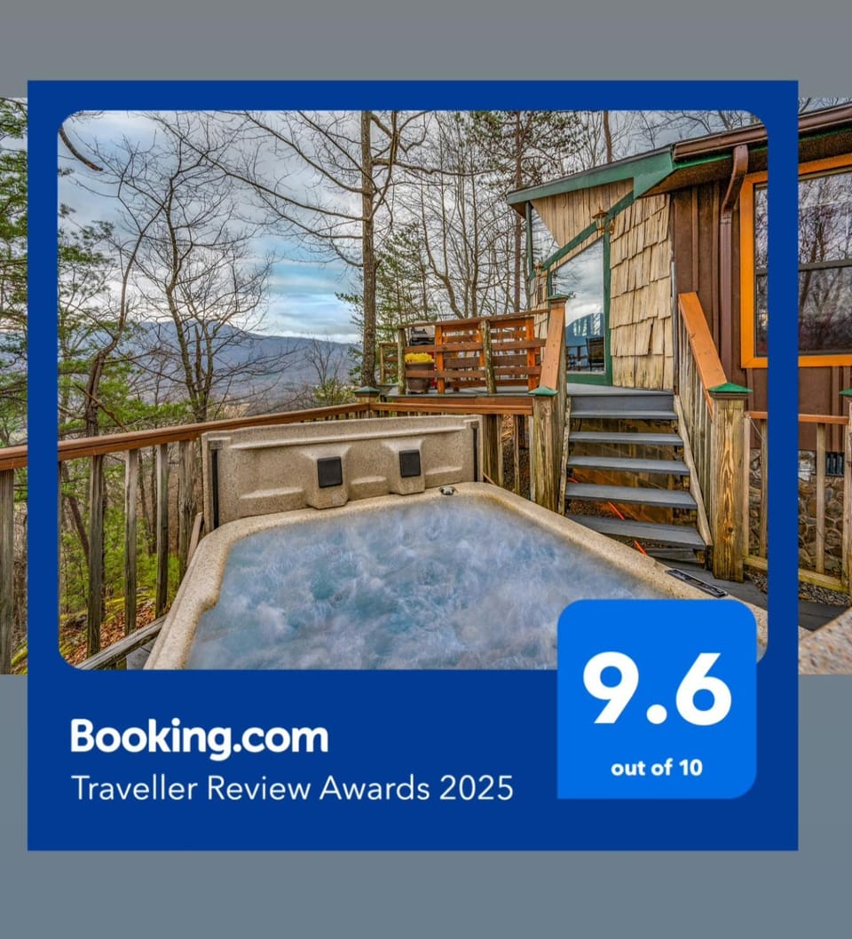 Authentic, Rustic, Cute & Cozy! Villa in Sevier County