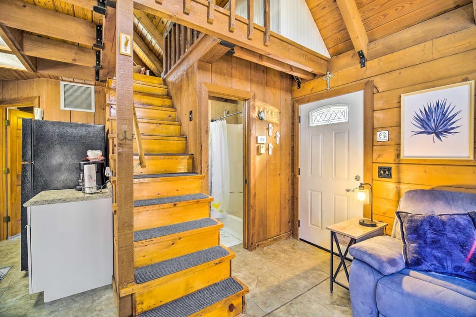 Okeechobee Cabin in Waterfront Community w/ Dock! Cabin in Lake Okeechobee