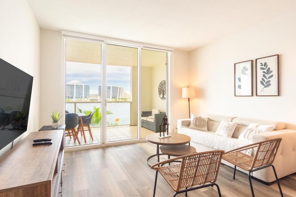 Marina Bay 406 House in Sunny Isles Beach