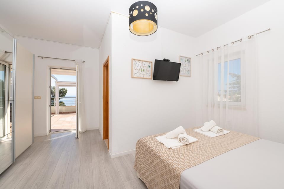 Penthouse Apartment Villa Danijela with Jacuzzi Apartment in Makarska