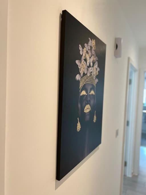 East London - 2 bed Apartment with Parking Apartment in Barking