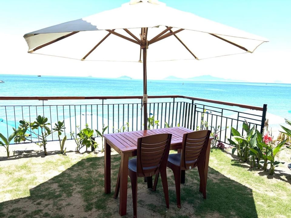 Patio, Natural landscape, Sea view