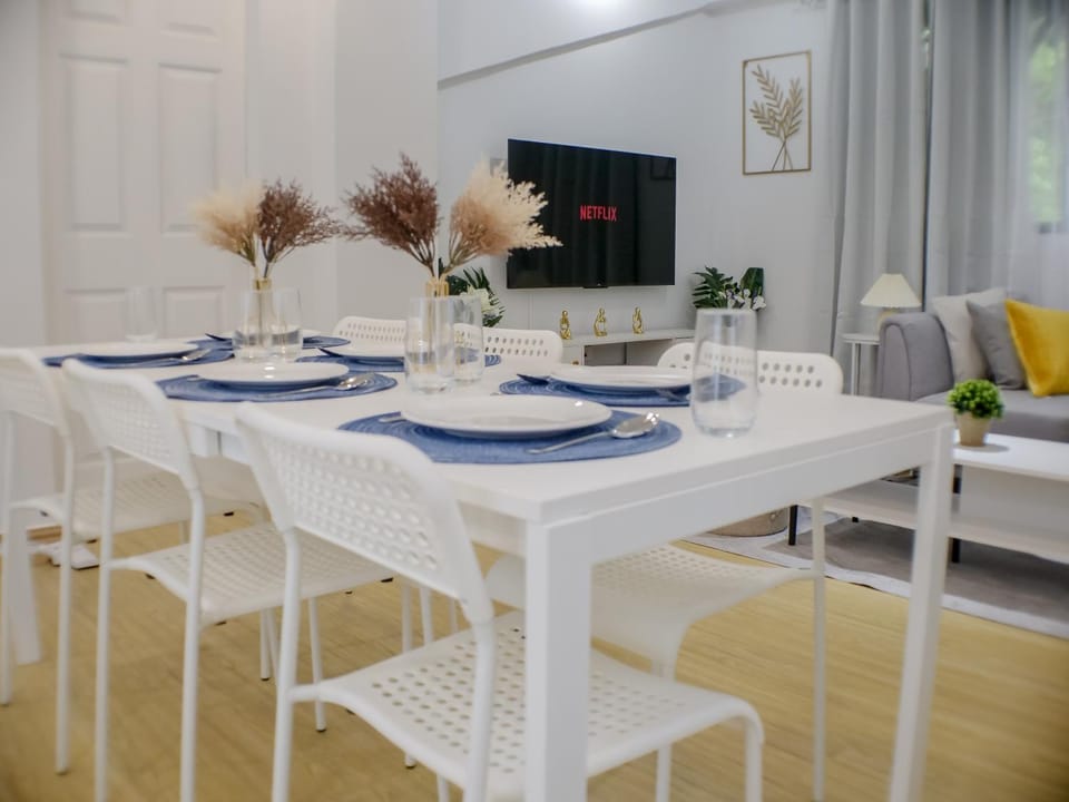 Fully Furnished 2BR Newly Renovated Apartment by the White Beach - 1min walk from door step Apartment in Boracay