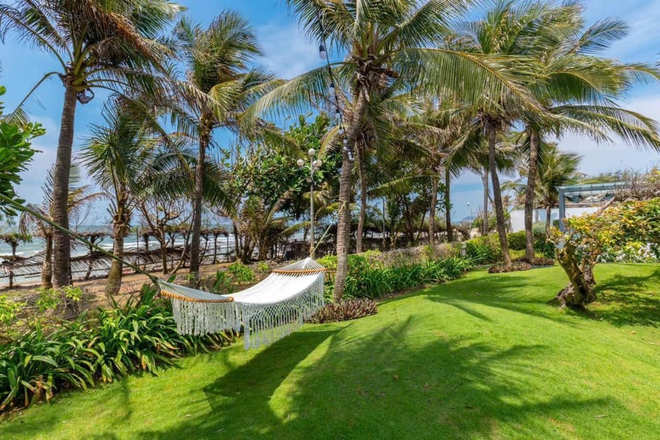 Villa D3 Private - In Great Location Front Of The Sea Villa in Vung Tau