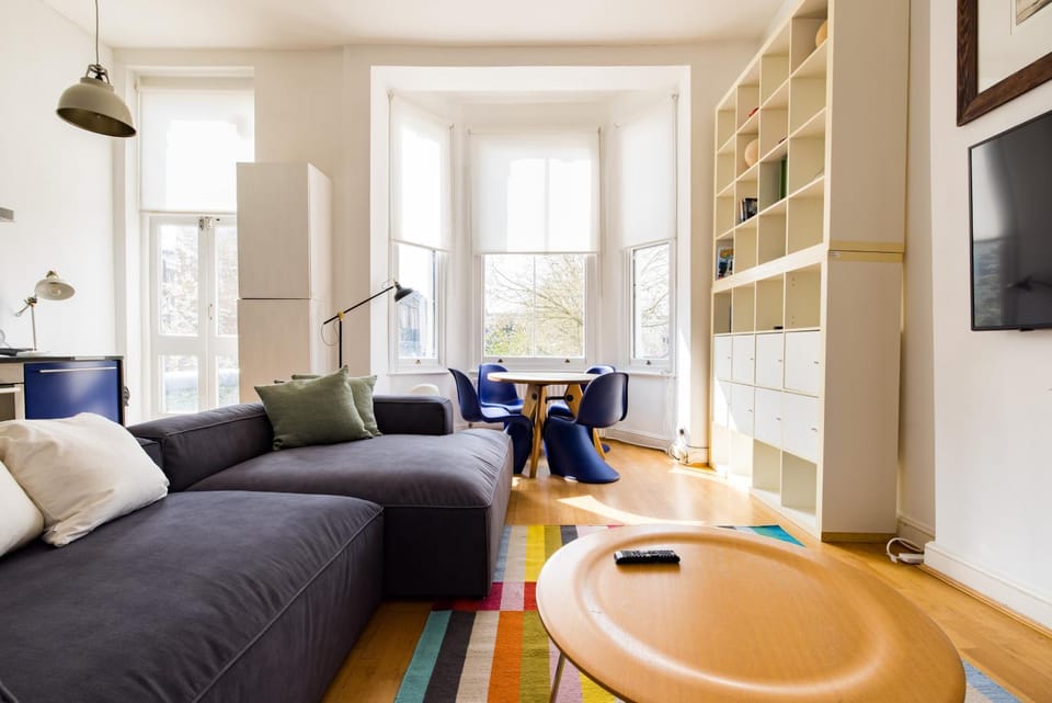 Stylish & Spacious Notting Hill Loft Apartment in City of Westminster