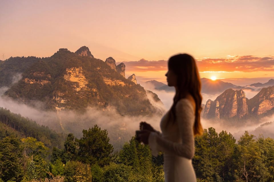 Nearby landmark, Day, People, Natural landscape, Mountain view, Sunrise