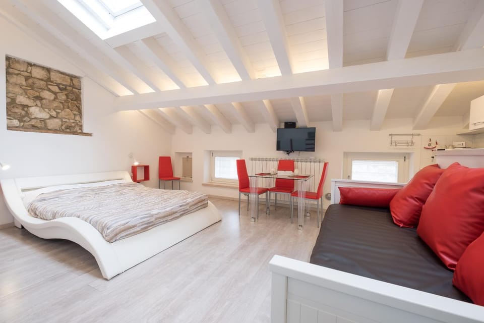 Living room, Bedroom