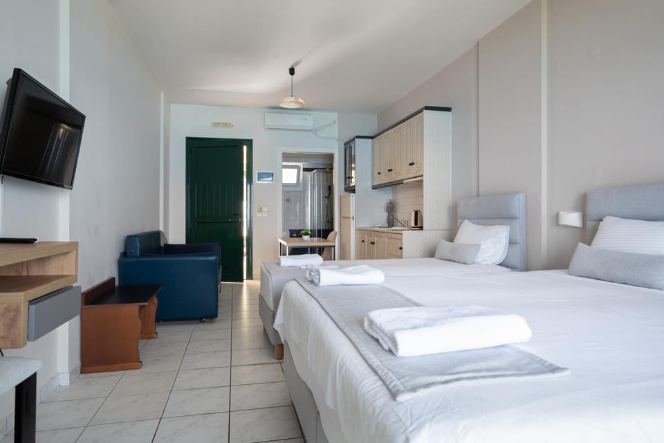 Living room, Bedroom