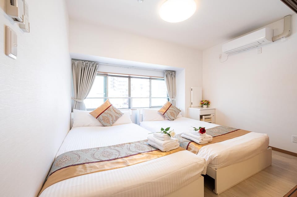 Bed, Bedroom, internet, air conditioner
