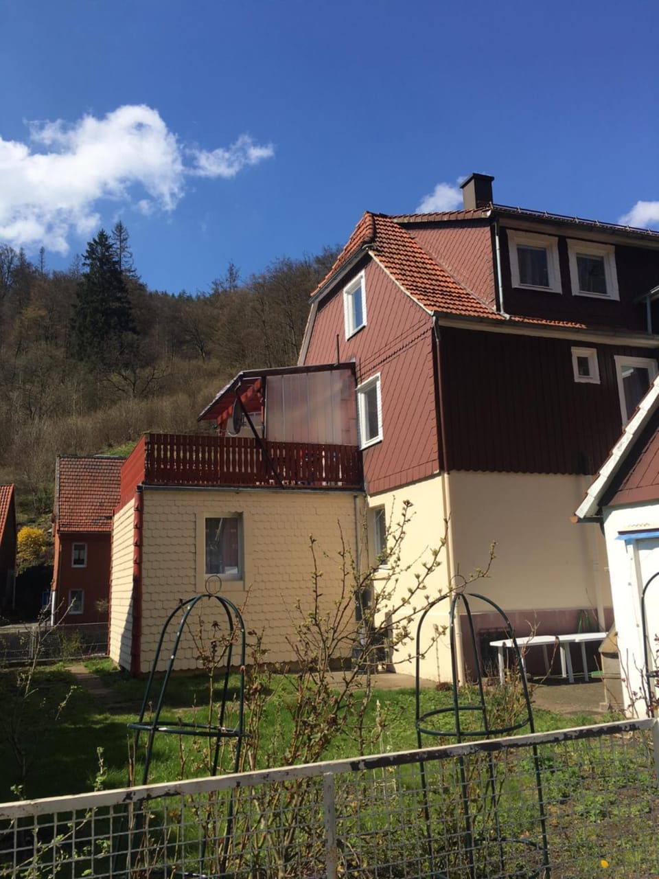Property building, Day