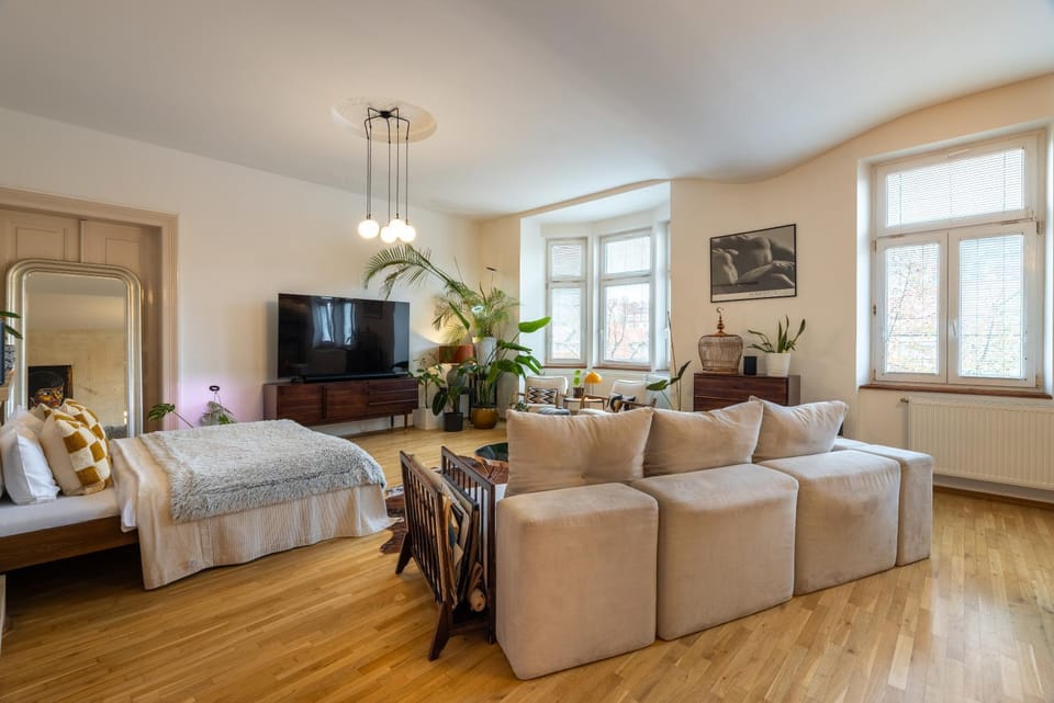 Apartment Ruska Vacation rental in Prague