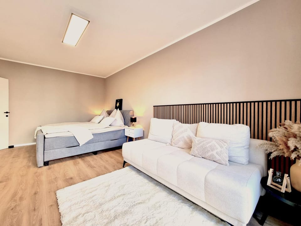 Living room, Photo of the whole room