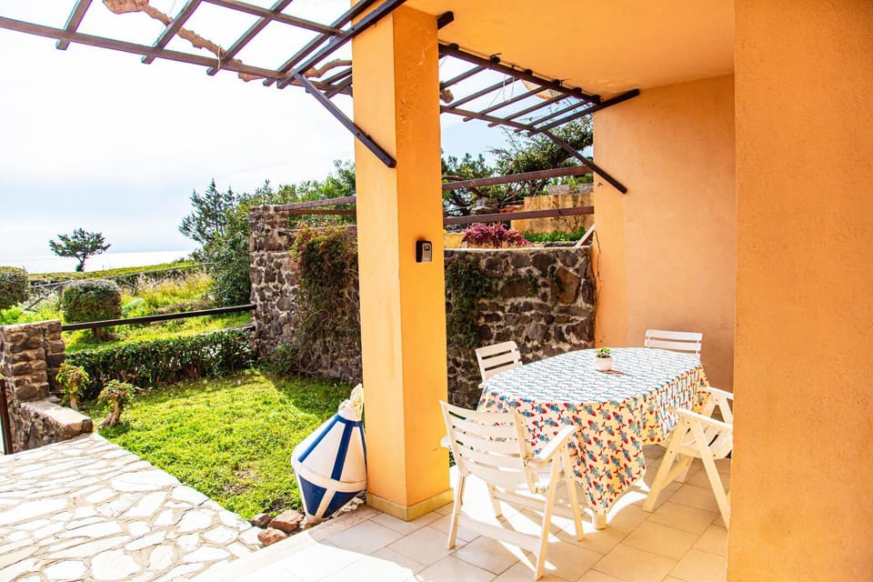 Patio, Garden, Balcony/Terrace, Dining area, Garden view