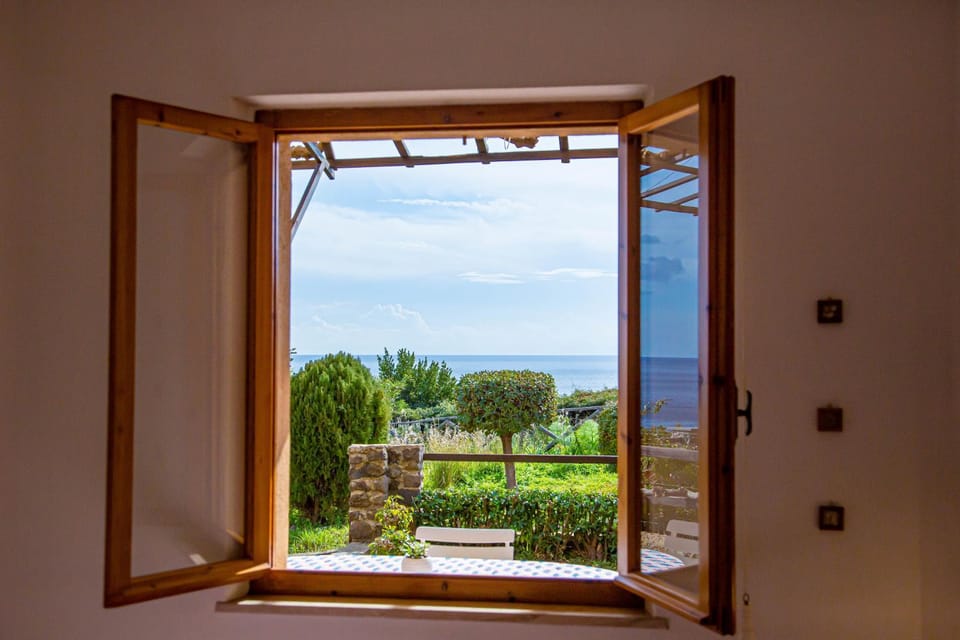 Natural landscape, Garden, Balcony/Terrace, Garden view, Sea view