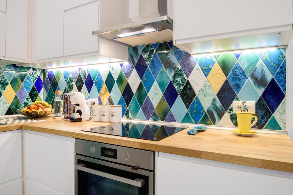 Coffee/tea facilities, Kitchen or kitchenette, pet friendly, stove