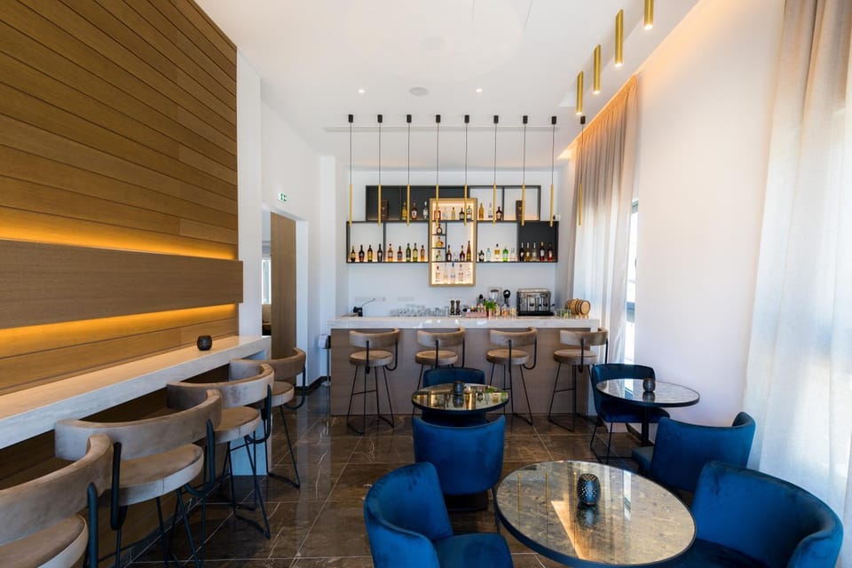 Lounge or bar, Lounge or bar, Seating area