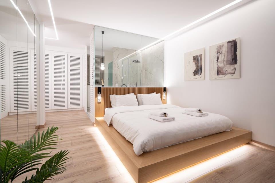 Bed, Bedroom