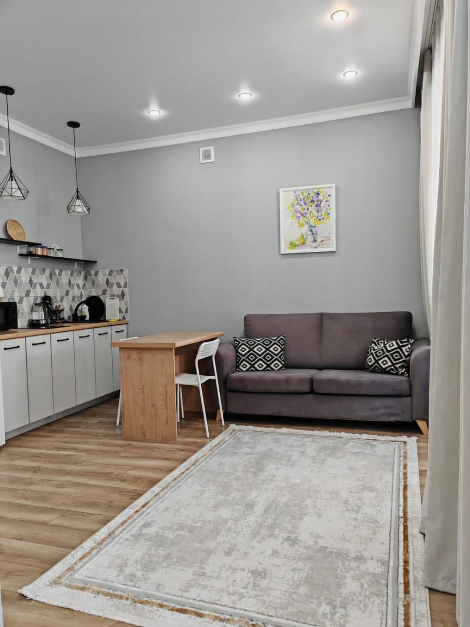 Солнечная квартира рядом с EXPO Apartment in Kazakhstan