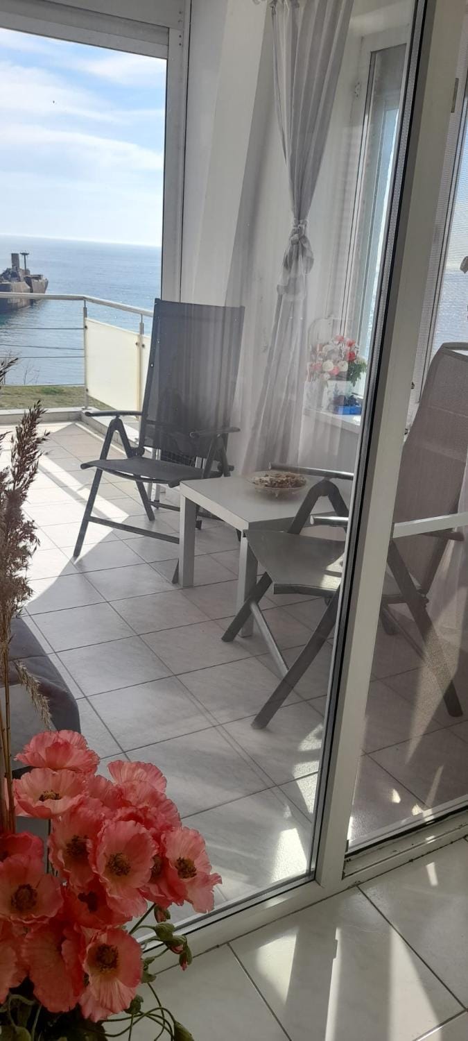 Apartament Bety Sea Front Apartment in Constanța County