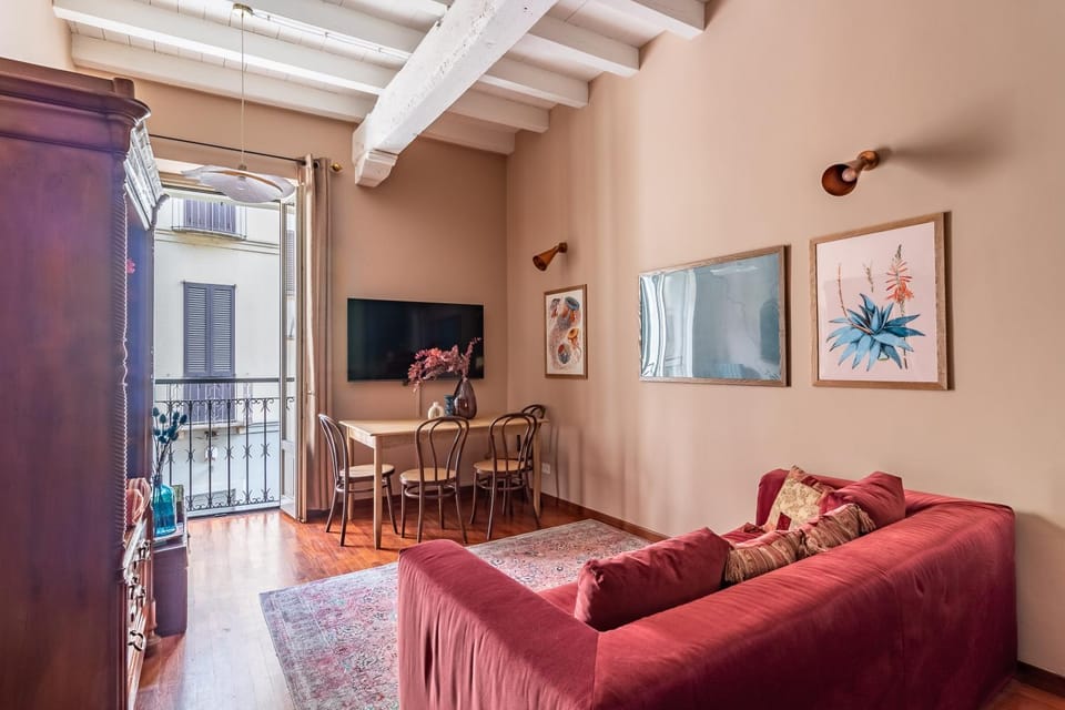 TV and multimedia, Balcony/Terrace, Balcony/Terrace, Living room, Decorative detail, Seating area, Dining area