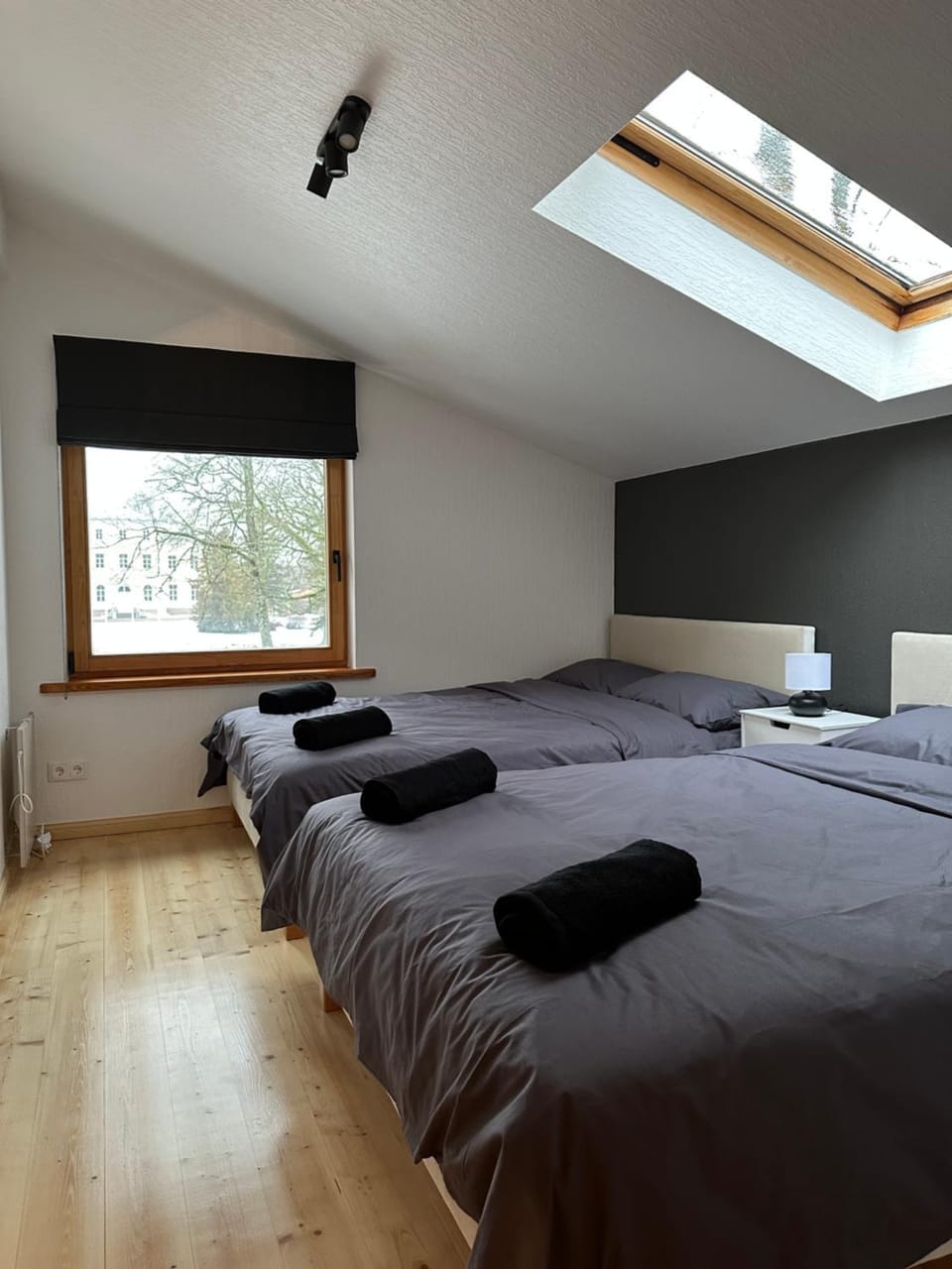 Bedroom, Landmark view