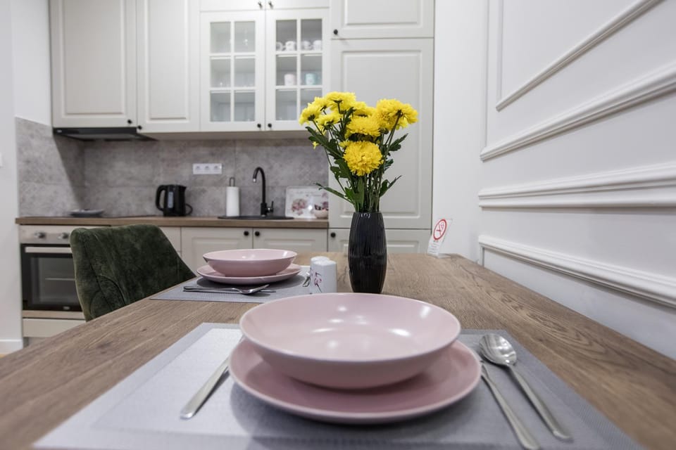 Kitchen or kitchenette, Dining area, pet friendly, stove