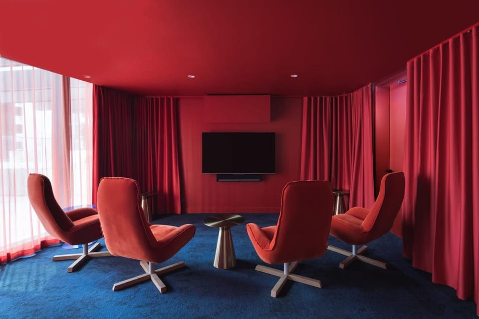 Communal lounge/ TV room, TV and multimedia, Evening entertainment