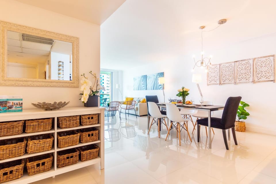 Ocean Reserve 1006 House in Sunny Isles Beach