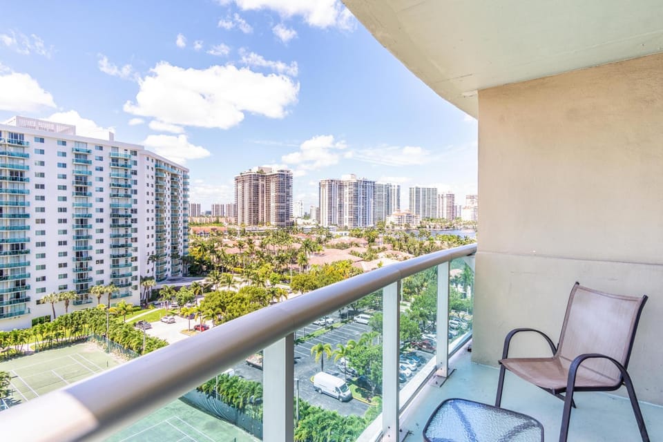 Ocean Reserve 1006 House in Sunny Isles Beach