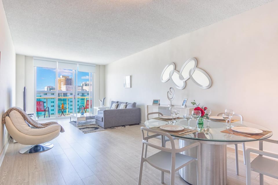 Ocean Reserve PH6 House in Sunny Isles Beach