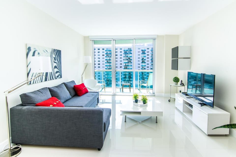 Ocean Reserve 1112 House in Sunny Isles Beach