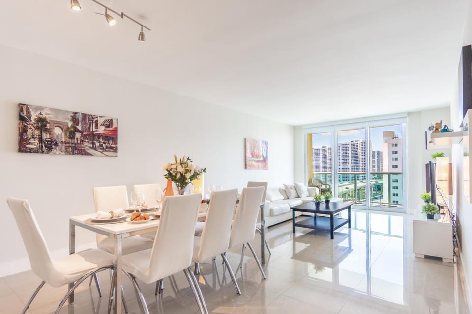 Ocean Reserve 1404 House in Sunny Isles Beach