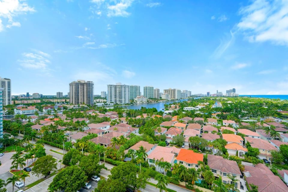 Ocean Reserve 1616 House in Sunny Isles Beach