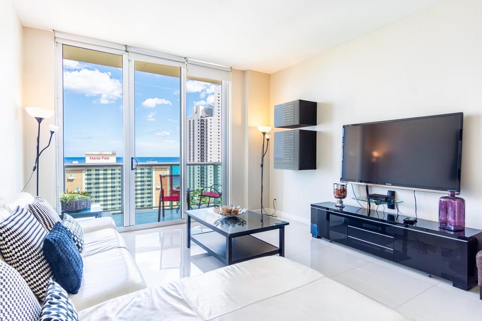 Ocean Reserve PH1 House in Sunny Isles Beach