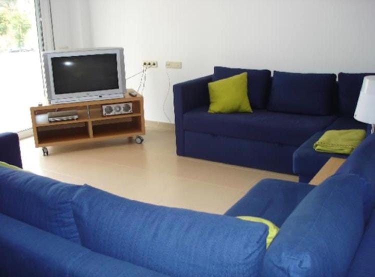 Communal lounge/ TV room, Living room, Seating area