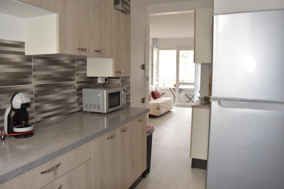 Les Grandes Roches - Studio et balcon plage à pied Apartment in Château-d'Olonne
